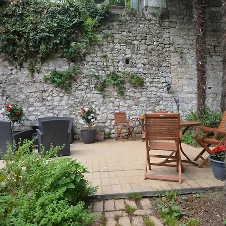 Maison d'hôtes Old Town Svalba 3*